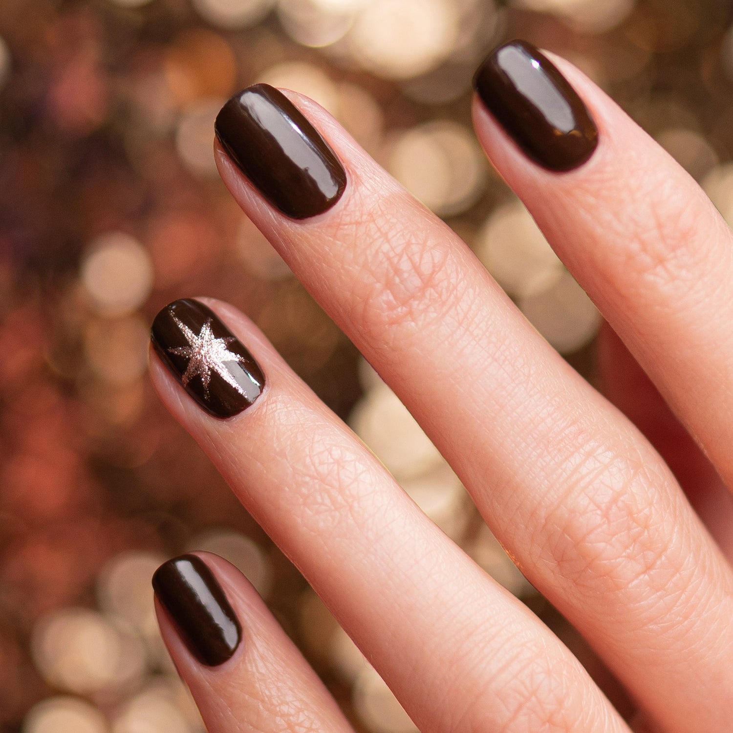 Idées ongles marrons : quelles teintes choisir ?